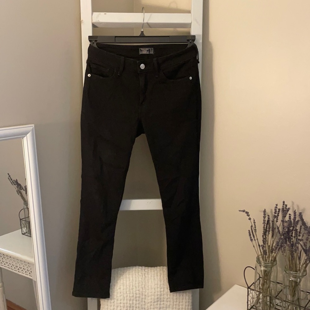 LAST CHANCE ‼️ NWOT Abercrombie & Fitch Mid Rise Super Skinny Ankle Jeans